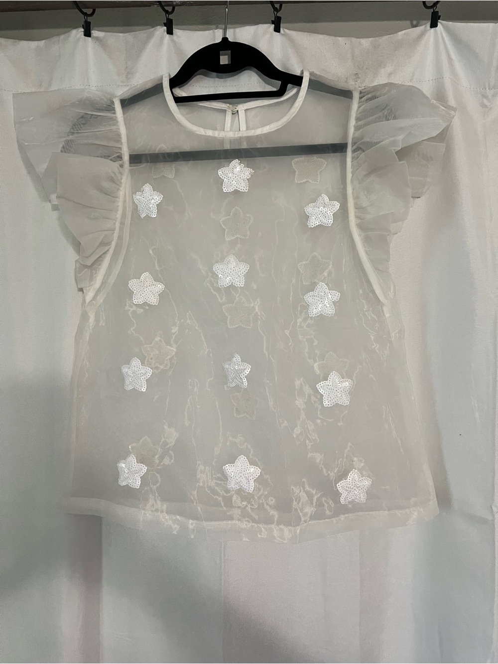Sheer Star Appliqué Ruffle Sleeve Top - White